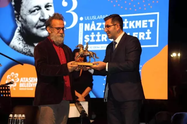 Ataşehir'de Uluslararası Nazım Hikmet şiir günleri başladı