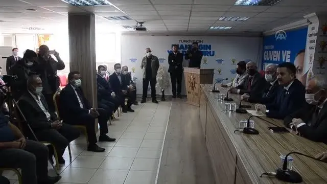 Bakan Pakdemirli, AK Parti Karaman İl Başkanlığını ziyaret etti