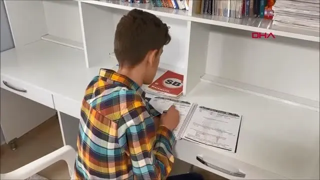 CAM KEMİK HASTASI MUHAMMED, EVDE EĞİTİMLE DEVLET BURSU KAZANDI