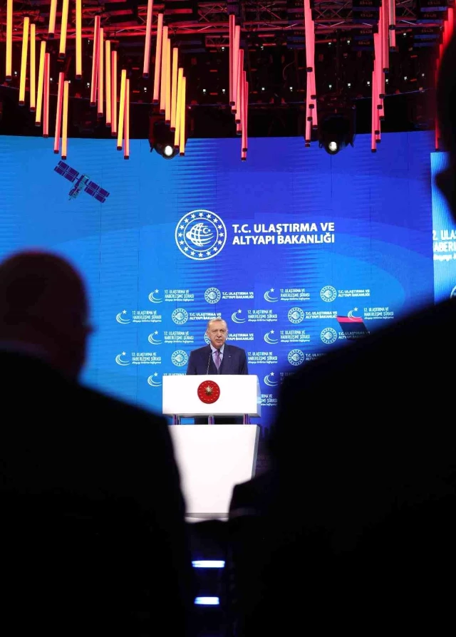 Son dakika haber! Cumhurbaşkanı Erdoğan: "Kanal İstanbul kazısına, programdaki plana nazaran başlayacağız"