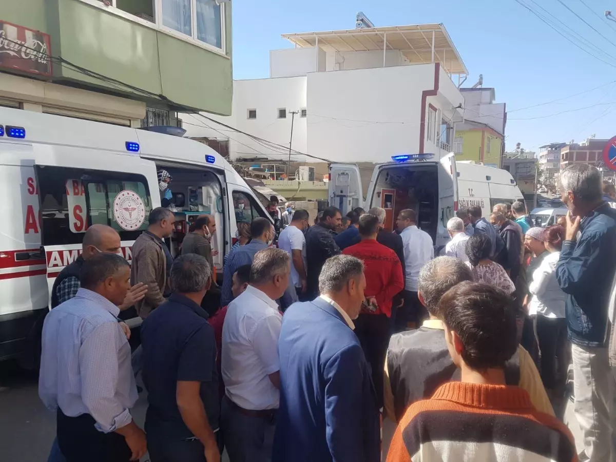 Diyarbakır'da otomobilin çarpması sonucu biri ağır 3 kişi yaralandı