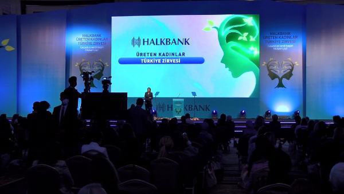 Emine Erdoğan, 'Halkbank Üreten Kadınlar Türkiye Zirvesi'nde konuştu (1)