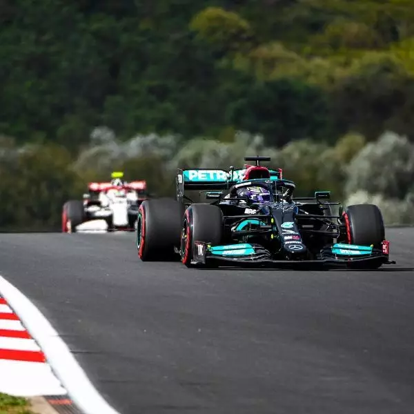 Formula 1 Rolex Türkiye GP'de ikinci antrenman turları sona erdi