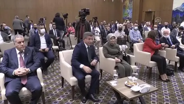 Gelecek Partisi Genel Başkanı Davutoğlu, STK temsilcileri ve muhtarlarla buluştu