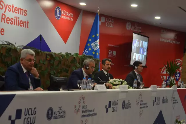 2. Dünya Aracı Şehirler Forumu 86 ülkeden katılımla sona erdi
