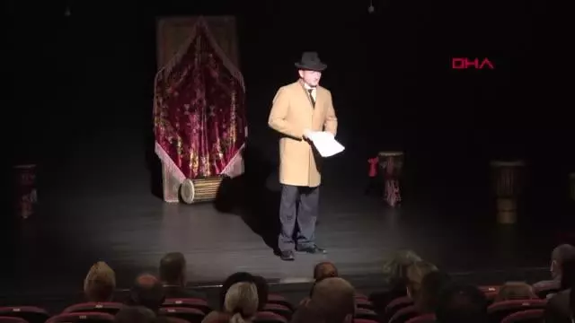 NAZIM HİKMET'İN HAYATI, RUSÇA TİYATRO OYUNU İLE SAHNELENDİ