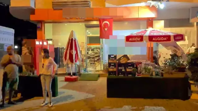 Karısını bıçakla öldürüp av tüfeğiyle intihara kalkıştı! Katil zanlısının marketten sürünerek çıktığı anlar kamerada