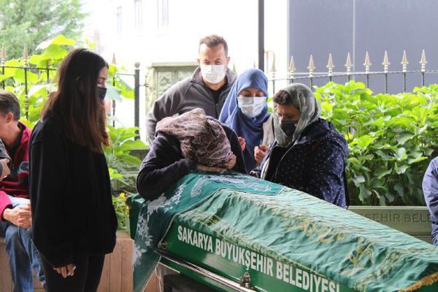 olimpiyat sampiyonu mete gazoz un anneannesi 10 14448455 o
