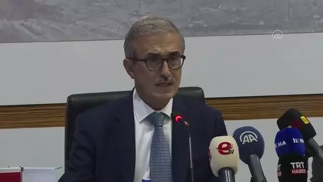 Savunma Sanayii Başkanı Demir, sanayicilerle buluştu