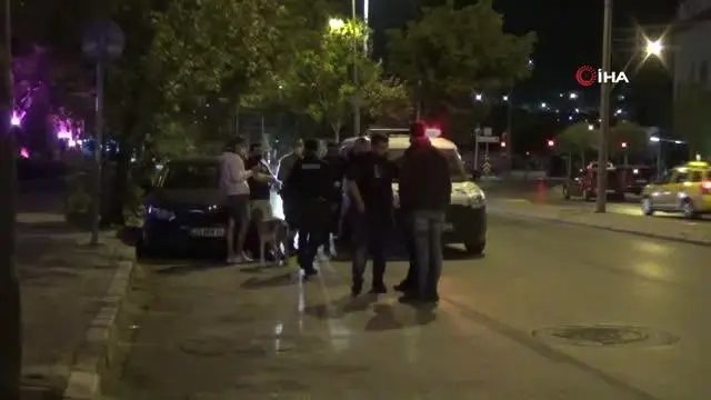 Yarış yapan sürücülerin taksiciye çarpma anı kamerada