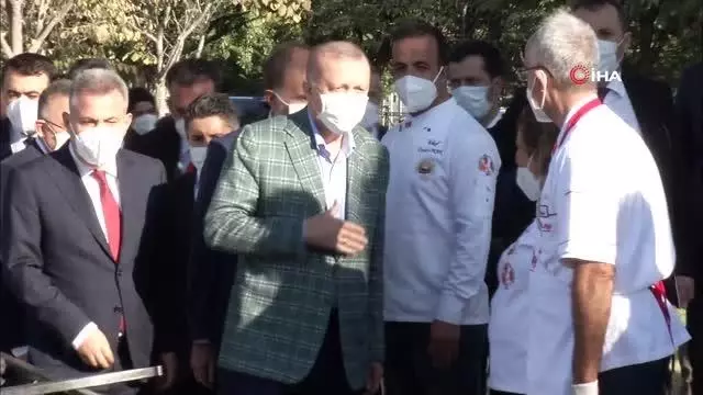 Son dakika... Adana Kebabının ateşini Cumhurbaşkanı Erdoğan yaktı