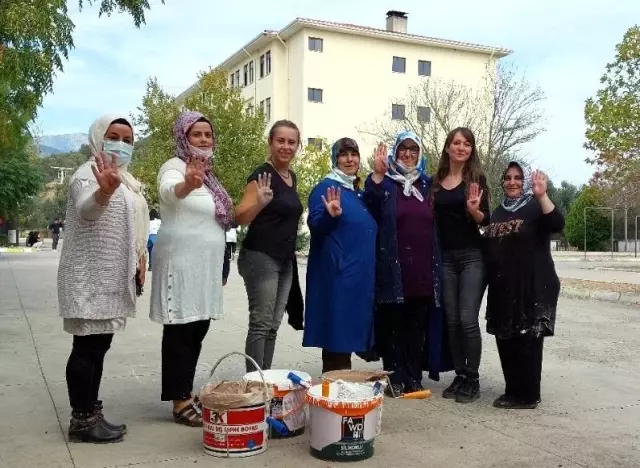 AK Partili bayanlardan eğlenceli aktiflik