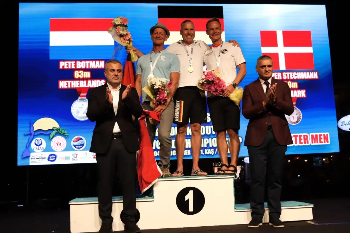 CMAS 5. SERBEST DALIŞ OUTDOOR DÜNYA ŞAMPİYONASI DÜNYA REKORLARI PEŞ PEŞE KIRILDI - Türkiye Sualtı Sporları Federasyonu