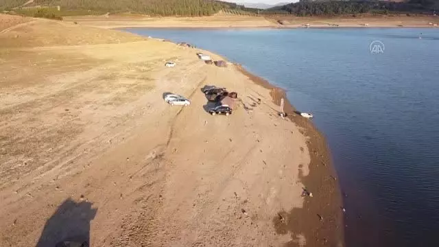 En büyük balığı tutmak için kıyasıya yarıştılar