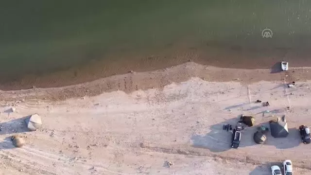 En büyük balığı tutmak için kıyasıya yarıştılar