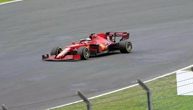 Hamilton kazandı ancak ilk sıra Bottas'ın!