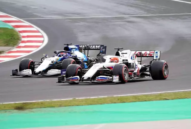 Hamilton kazandı ancak ilk sıra Bottas'ın!