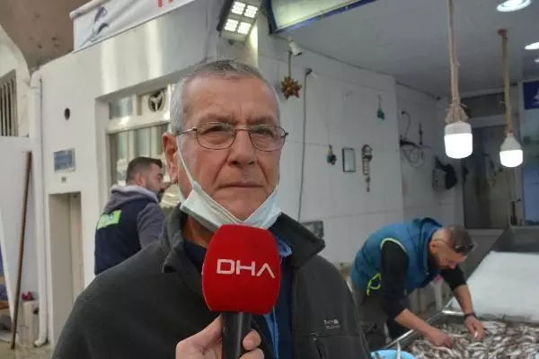 'KARADENİZ'İN İNCİSİ' HAMSİ TEZGAHTA YERİNİ ALDI; KİLOSU 25 LİRA