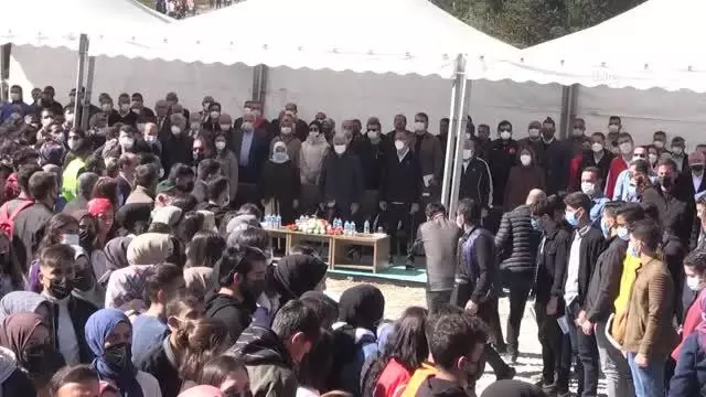 Bakan Kasapoğlu ve AK Parti'li Yıldırım, gençlik festivaline katıldı