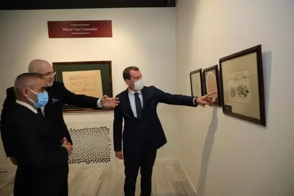 Kazlıçeşme Sanat'ta Hattat Mustafa Halim Özyazıcı Standı açıldı