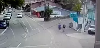 Pozantı: Otomobilin çarptığı iki çocuktan birinin öldüğü kazanın görüntüleri ortaya çıktı Pozantı: Otomobilin çarptığı iki çocuktan birinin öldüğü kazanın görüntüleri ortaya çıktı