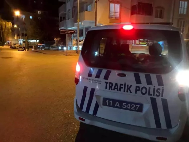 Seyir halinde devrilen motosikletin sürücüsü yaralandı