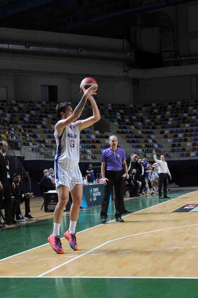 tbl kocaeli bsb kagitspor 78 akhisar belediye 19 14450297 o