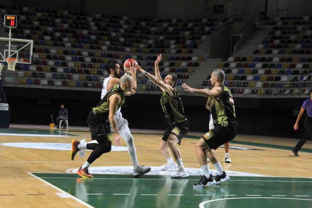 tbl kocaeli bsb kagitspor 78 akhisar belediye 7 14450297 o