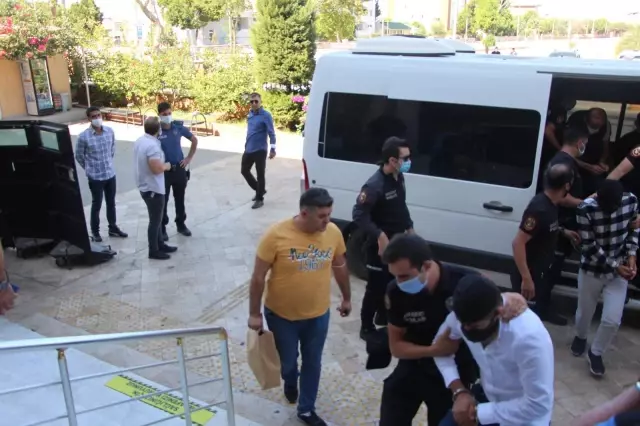 Son Dakika | Cinayet ile ilgili gözaltına alınan 9 şüpheliden 4'ü tutuklandı