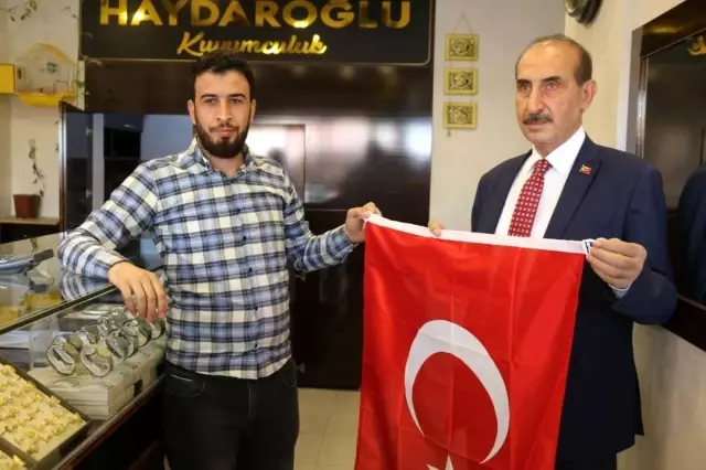 Barış Pınarı Harekatının yıldönümünde vatandaşlara bayram hediyesi