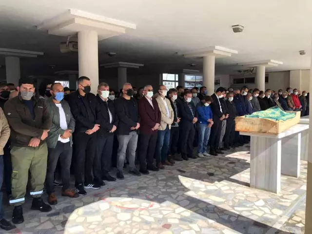 Son dakika haberi... Fabrika kazanındaki patlamada ölen işçi toprağa verildi