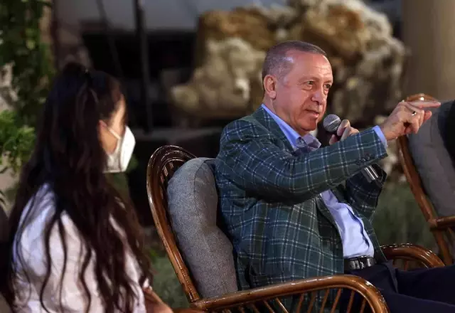 Son dakika haber | Cumhurbaşkanı Erdoğan, Adana'da gençlerle buluştu