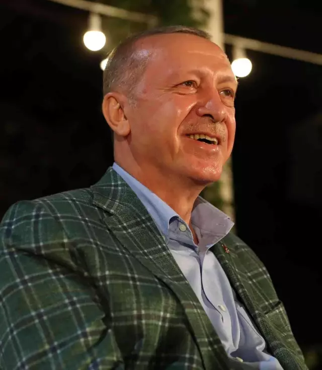 Son dakika haber | Cumhurbaşkanı Erdoğan, Adana'da gençlerle buluştu