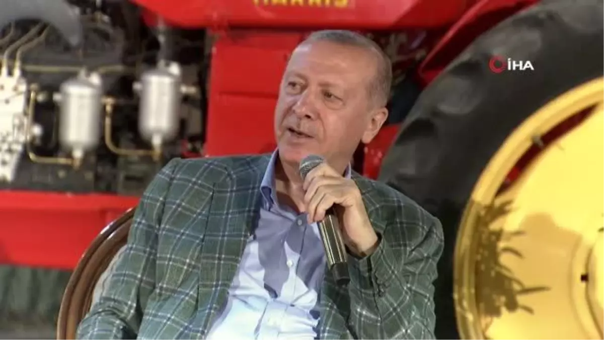 Son dakika haberi: Cumhurbaşkanı Erdoğan: 'Biz hangi kuşaktan olursa olsun gençlerimizle aramıza kimseyi sokmayız. Ben yeni bir terim ortaya koydum, bizimki Teknofest...