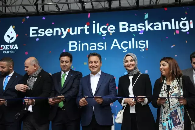 DEVA Partisi Genel Başkanı Babacan, partisinin Esenyurt İlçe Teşkilatı'nın açılışında konuştu