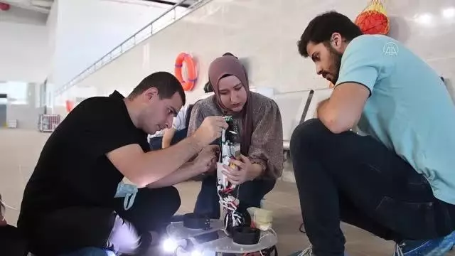 Geliştirilen insansız araç ile su altının keşfedilmesi hedefleniyor