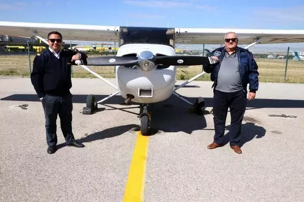 Göklere aşık pilot aile
