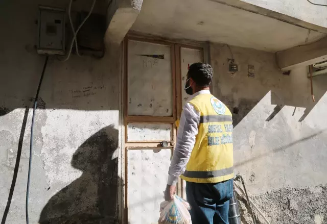 Haliliye Belediyesinden ihtiyaç sahiplerine sıcak yemek ikramı