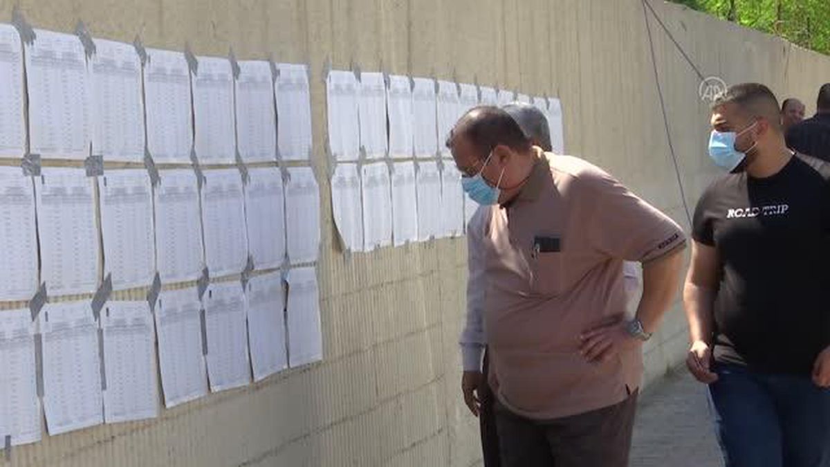Irak'ta erken genel seçimler için oy verme işlemi devam ediyor