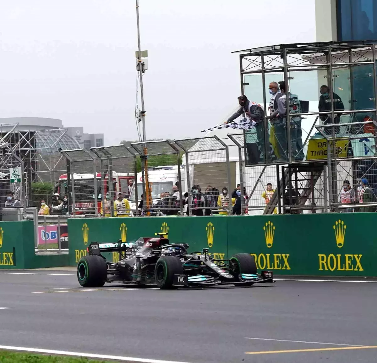 İstanbul'da zafer Mercedes pilotu Valtteri Bottas'ın