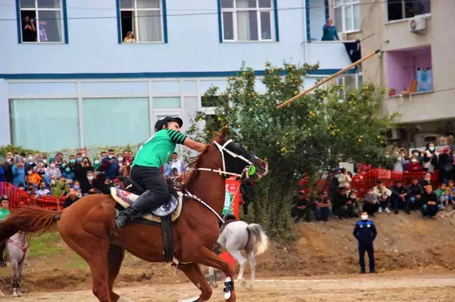 Kocaeli'de cirit şöleni nefes kesti