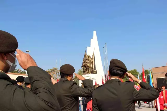Atatürk'ün Cumhurbaşkanı olarak Manisa'ya ilk gelişinin 96'ncı yılı törenlerle kutlandı