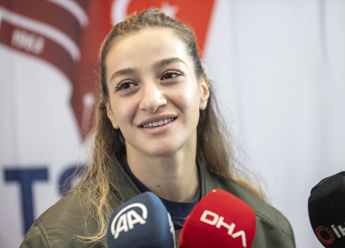 Milli boksör Buse Naz Çakıroğlu, Dünya Şampiyonası'nda beklentilerin farkında Açıklaması