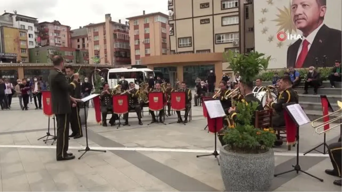 Rize Meydanı Jandarma Bando Takımı ile renklendi