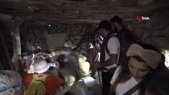 300 yıllık su değirmeni teknolojiye rağmen dönüyor