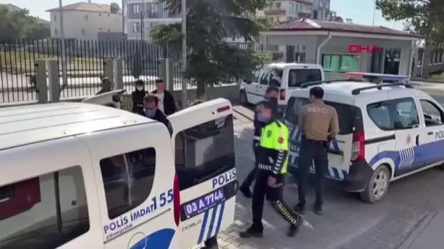 AFYONKARAHİSAR'DA 5 KAÇAK GÖÇMEN YAKALANDI
