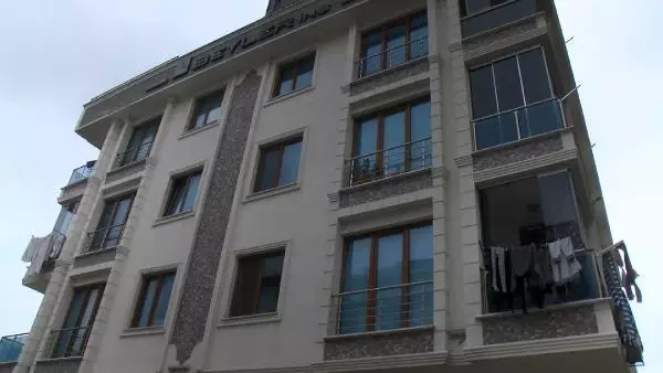 APARTMAN OTOPARKINDAN SES SİSTEMİYLE İNŞAAT MALZEMELERİ ÇALDI