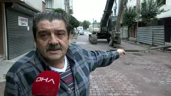 AVCILAR'DA İHMAL İDDİASI: İŞ MAKİNESİNİN DEVİRDİĞİ BETON DİREK CAN ALDI -1