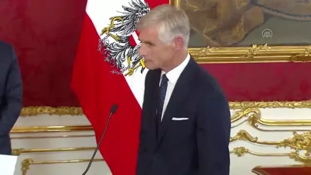 Avusturya'nın yeni Başbakanı Schallenberg Kurz'la çok yakın çalışacağını söyledi