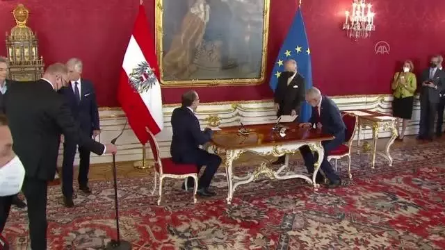 Avusturya'nın yeni Başbakanı Schallenberg Kurz'la çok yakın çalışacağını söyledi